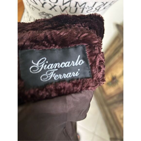 Giancarlo Ferrari Women's Chocolate Sculpted Velvet Jacket - Picture 8 of 9